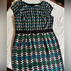 Boden cap sleeve silk/viscose blend size 12 geometric print dress